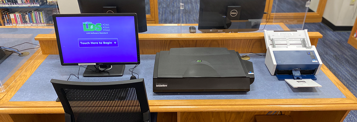 Desktop computer with scanner and printer