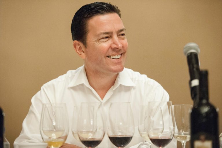 Photo of Lars Leicht at a wine tasting