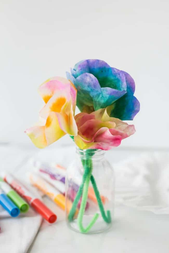 Watercolor coffee filter flowers in a vase