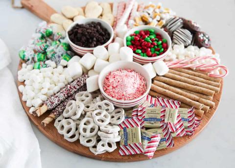 hot chocolate charcuterie board image