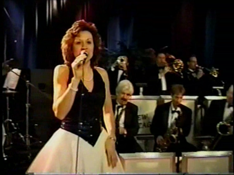 The New Vintage Orchestra,  Featured is female vocalist Doris Anne Lewis, s 